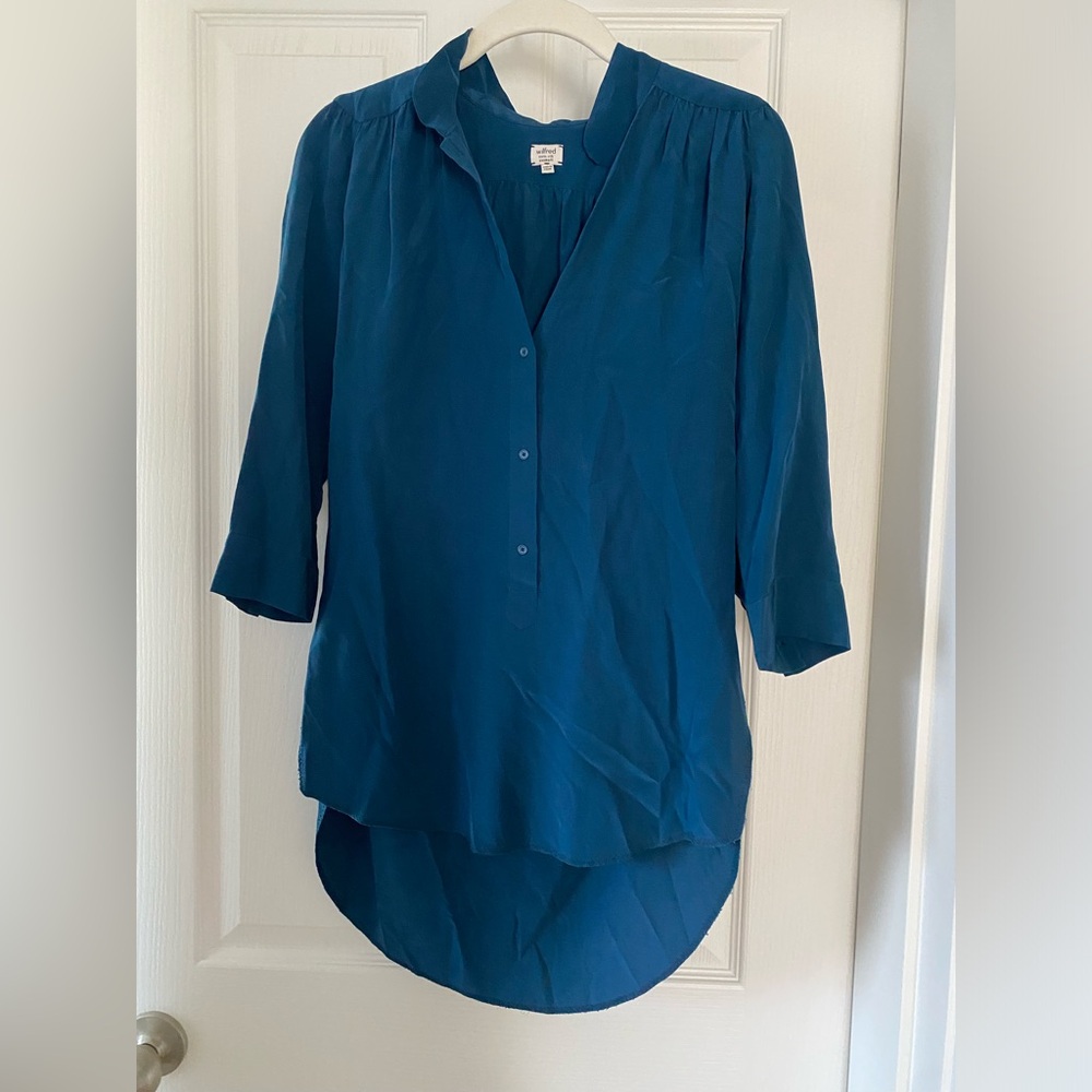 Aritzia Wilfred Silk blouse in blue - size XXS